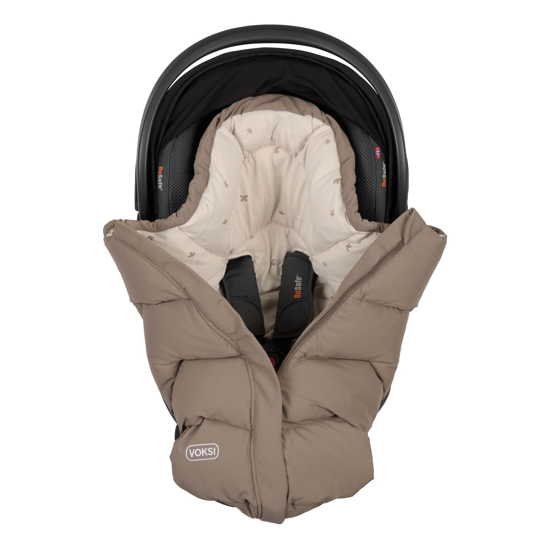 11040955_Voksi_Move_Walnut_Carseat