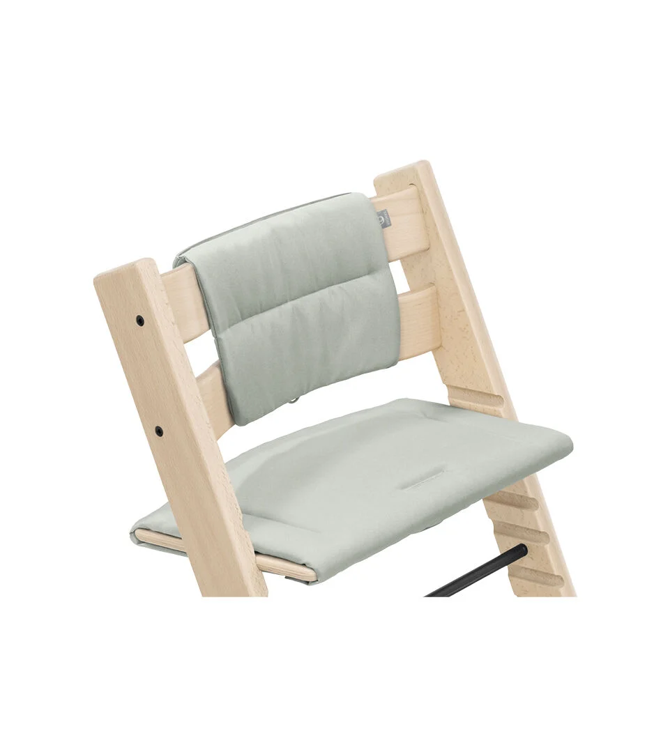 Global_TT-Newcushions-25_ChairImage_Natural-GlacierGreen_938x1072px