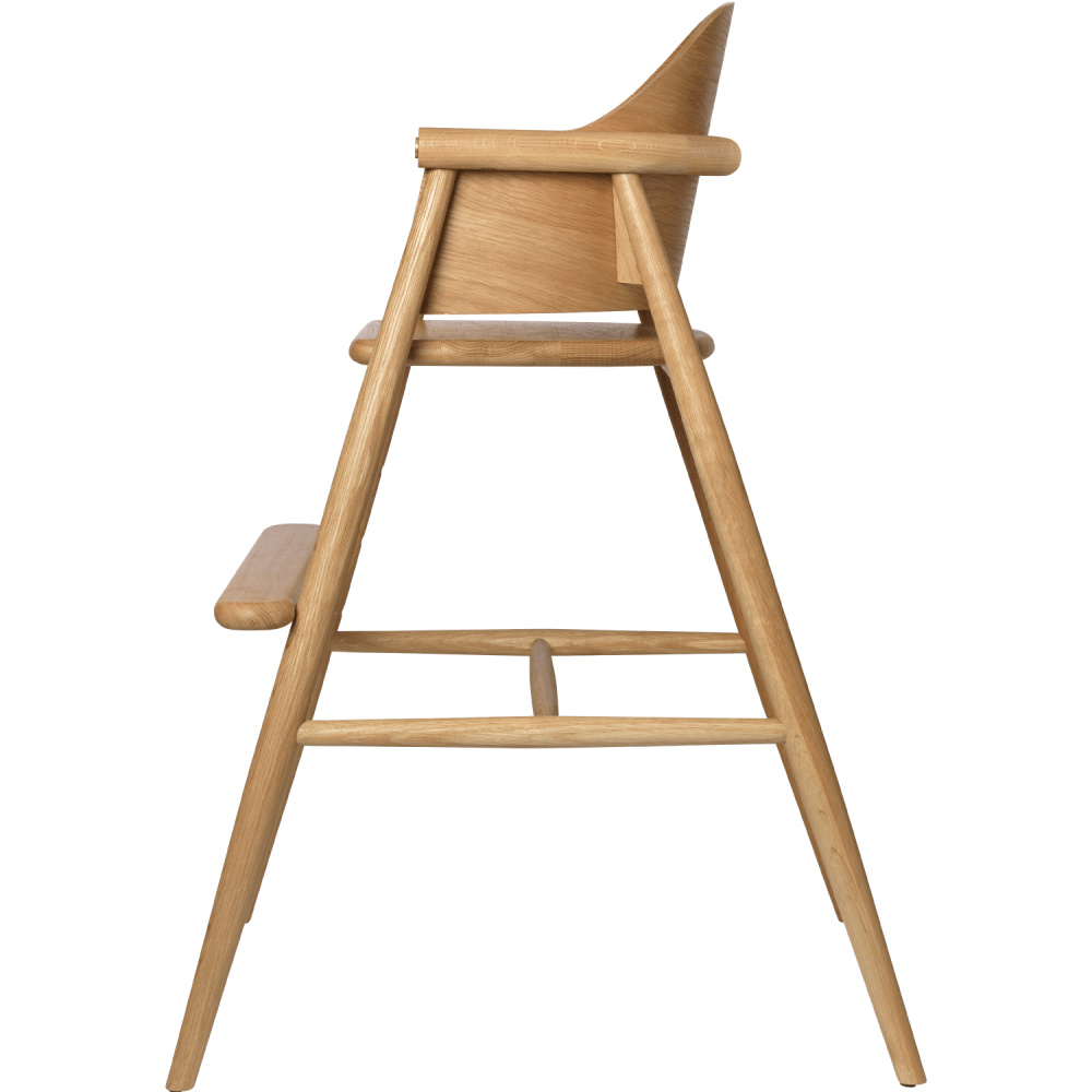 FermLiving_SS26_MuruHighChair_Natural Oak_1104272990_7