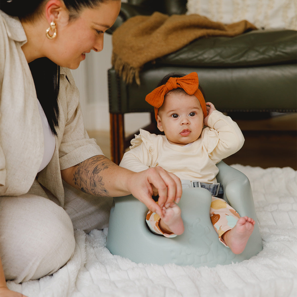bumbo-floorseat-sage-2.jpg