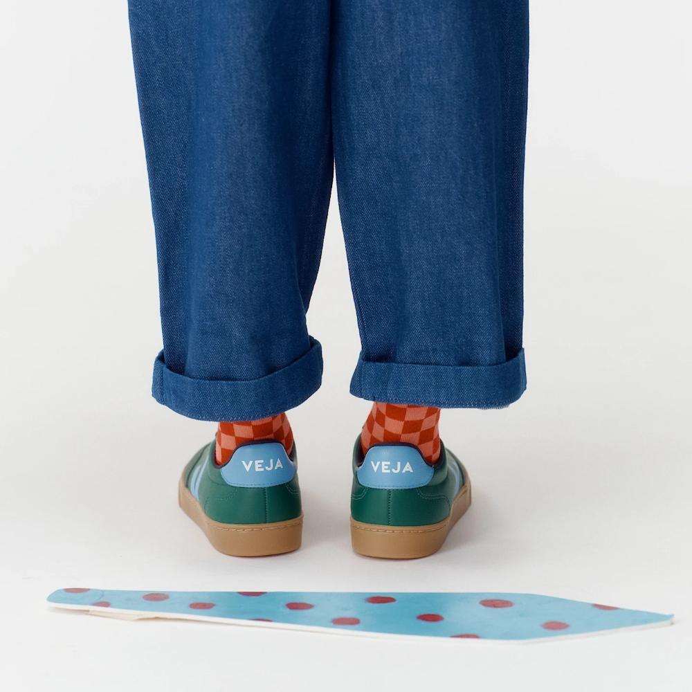 imgi_18_veja-sneakers-small-volley-ekologisk-lær-gronn-sy2021518_6
