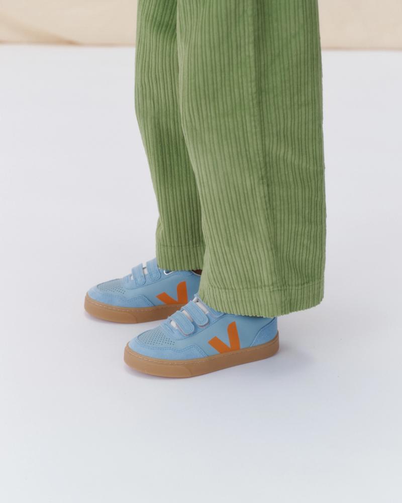 imgi_45_veja-sneakers-small-v-90-ekologisk-lær-bla-sx2021513_4
